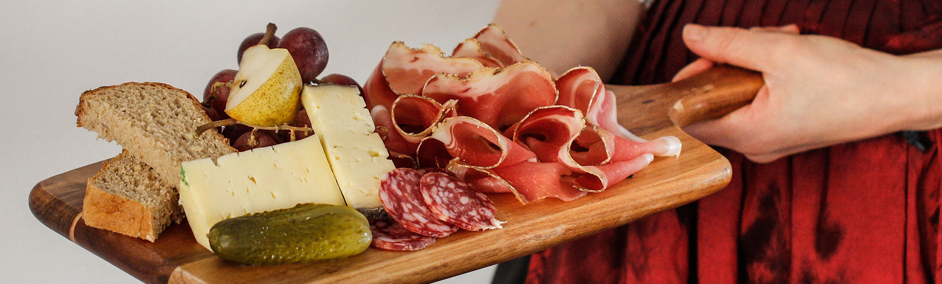 Tagliere tipico trentino salumi e formaggi