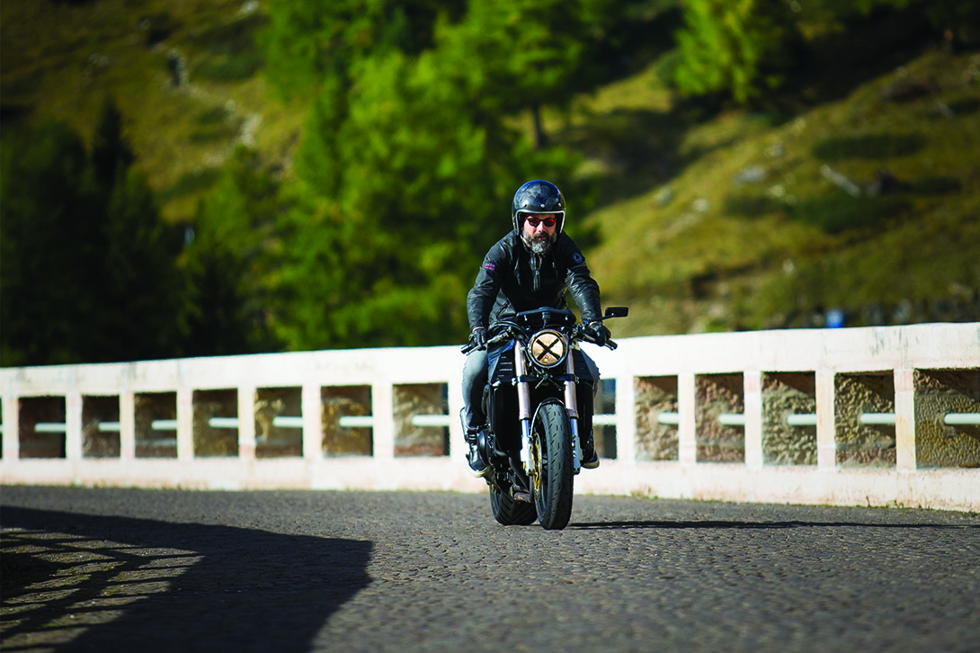 Motorradfahren im den Dolomiten